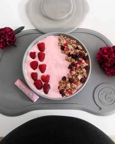 TWISTSHAKE CLICK MAT Matte mit Tellerchen 6 Monate+