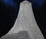 GLOW BED Moskitonetz für Kinderbett Baldachin mit leuchtenden Sternen