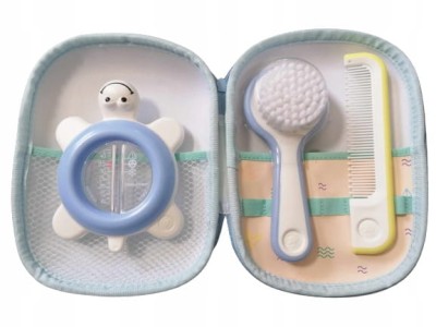 BEBE CONFORT Bath Time Kosmetiktasche + 3 Teile