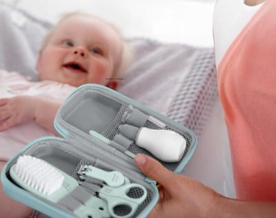 PHILIPS AVENT SCH401/00 Babypflege-Set 9 Elemente + Etui