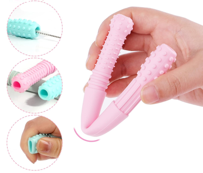 HOPTON Silikon-Beißring Massage 3 Stück + Reinigungsbürste 16,8 cm