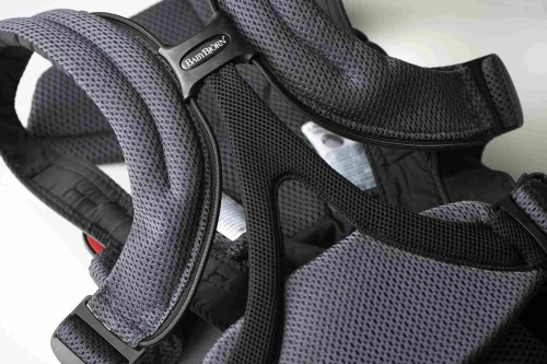BABYBJORN Airy Mesh ergonomische Babytrage 3,5-12kg