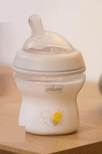 CHICCO NaturalFeeling Flasche 150 ml 0+ langsamer Durchfluss